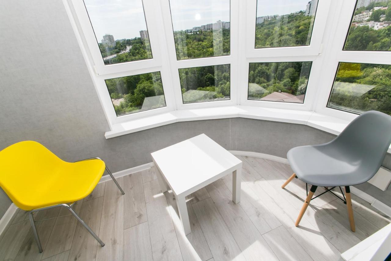 Apartament In Zona Centrala Si Parc Chisinau Eksteriør bilde