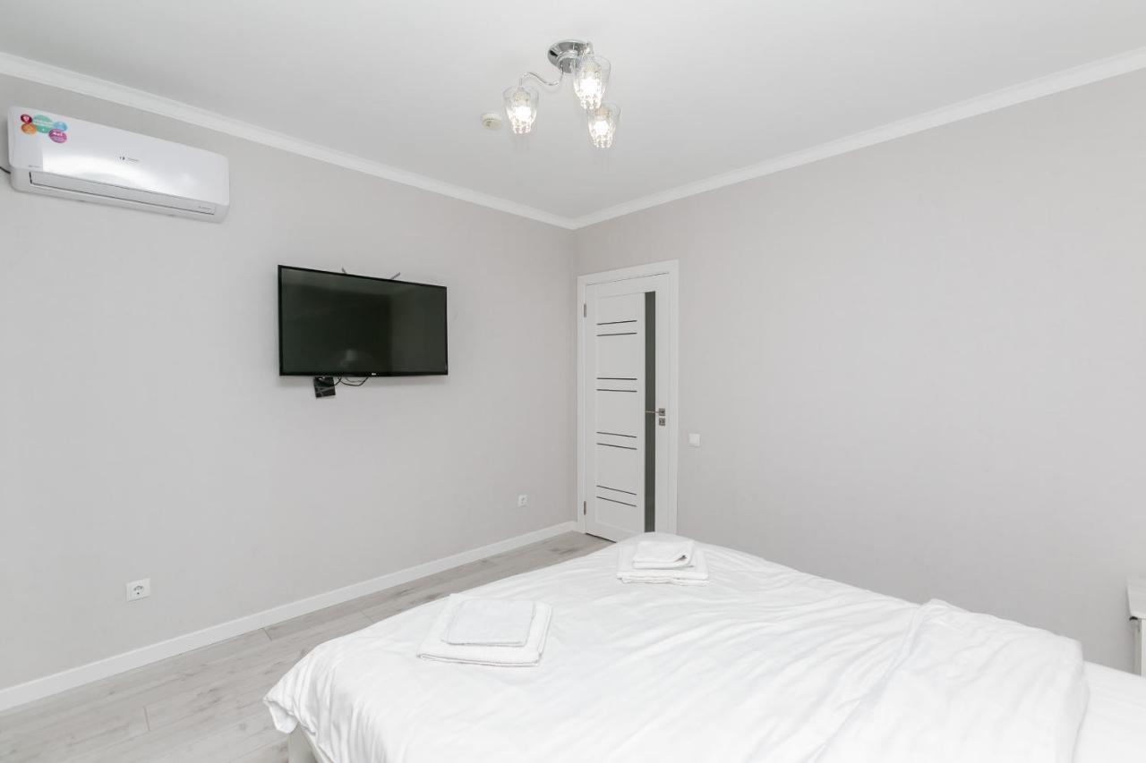 Apartament In Zona Centrala Si Parc Chisinau Eksteriør bilde