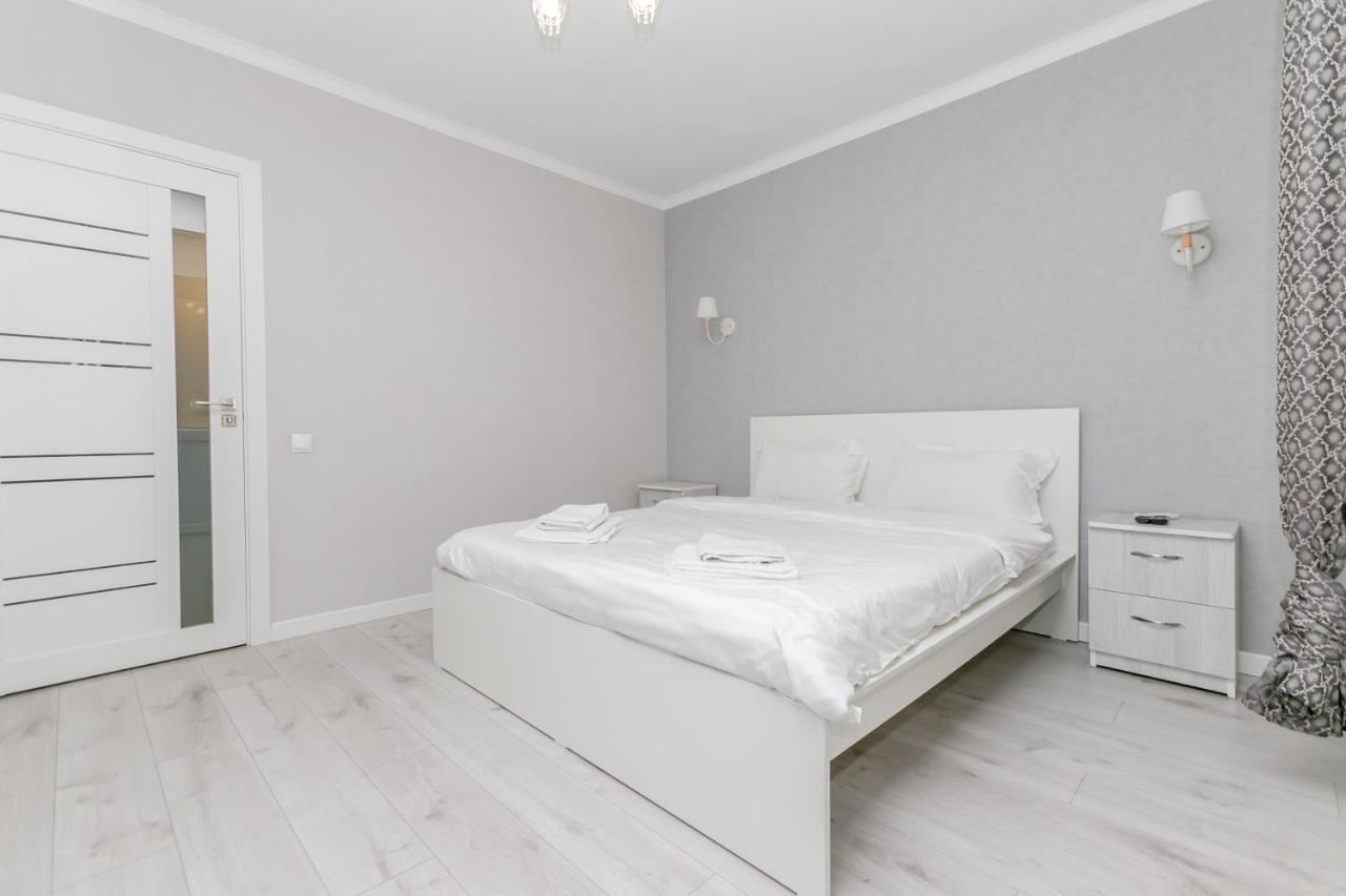Apartament In Zona Centrala Si Parc Chisinau Eksteriør bilde